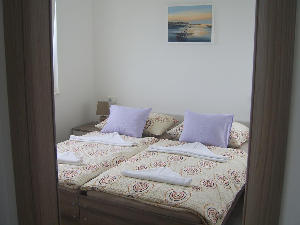 Apartments Villa Erik Rogoznica  Habitación foto