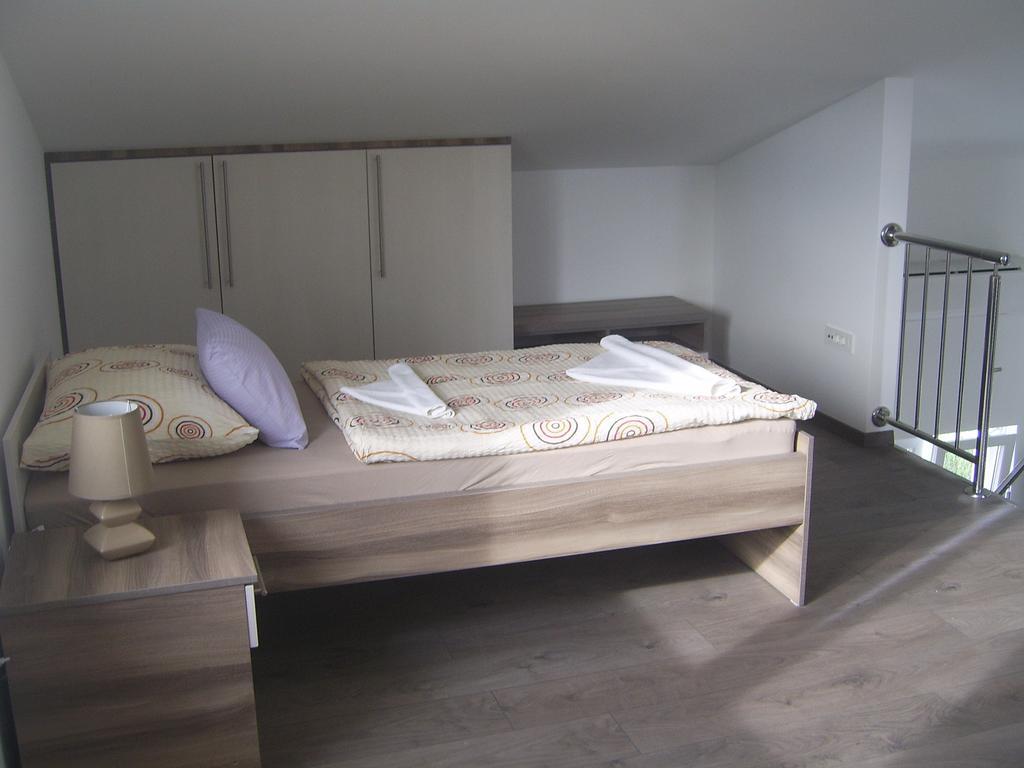 Apartments Villa Erik Rogoznica  Habitación foto